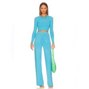 Vibrant Blue Pantsuit with Wide-Leg Design and Cropped Top